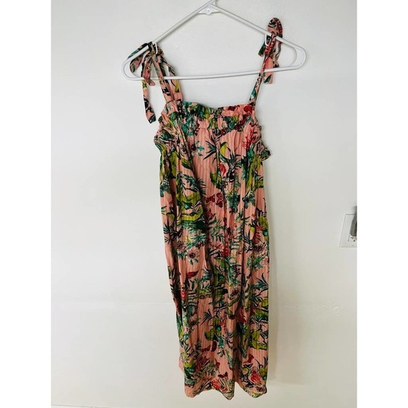 H&M Dresses & Skirts - H&M Floral Midi Dress